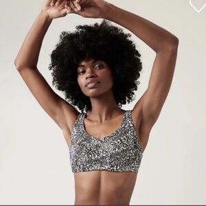 ATHLETA Bondi Bra Cup‎ Bikini Top 34B/C Animalia Sea Salt #657716